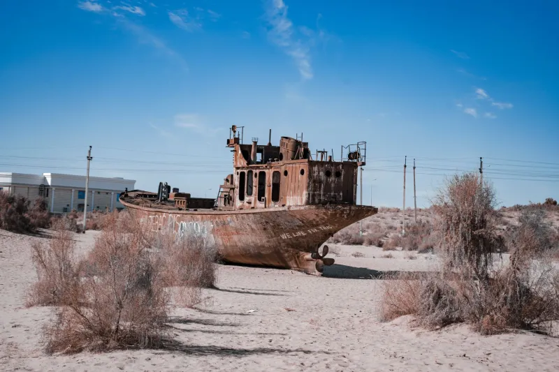 Rusting in the Desert: The Ghost Fleet That Never Touched an Ocean